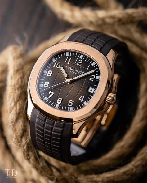 patek aquanaut rose gold|patek aquanaut retail price.